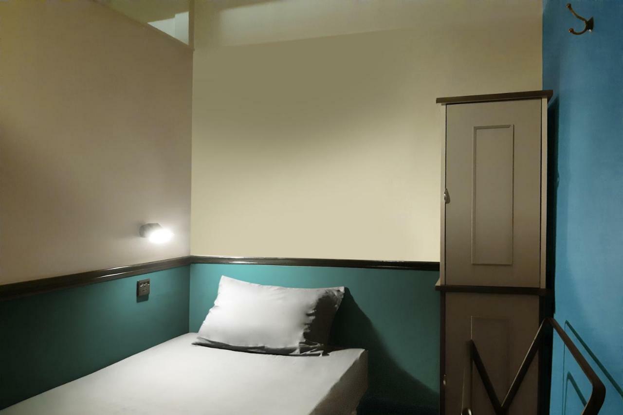 Siam Colors Hostel Бангкок Экстерьер фото